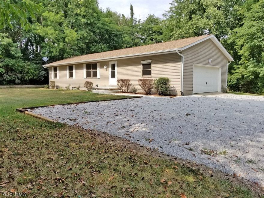 Nice Ranch Home On 1.47 Acres - Like New – 4 Bedrooms – 3 Baths - Finished Lower Level With Kitchen - Green LSD – Summit County, Ohio. ABSOLUTE AUCTION, all sells to the highest bidder on location: WEDNESDAY – SEPTEMBER 19, 2018 – 5:30 PM. Located just east of Nimisilla Lake. Nicely remodeled ranch home situated on 1.47 acres. Main floor has a kitchen w/new appliances, dining room, living room, 3 bedrooms, and 2 full baths. Finished walkout basement having rec room, kitchen, 1 bedroom, and full bath. Attached oversized 2-car garage. 2,100 SF living space. All electric home w/furnace, new central AC, 200-amp service, and security system. Nice front lawn and woods to rear. Terrific location! Green LSD! New carpeting throughout. Very nice and ready for a new owner. TERMS ON REAL ESTATE: 15% down auction day, balance due at closing. A 10% buyer’s premium will be added to the highest bid to establish the purchase price, which goes to the seller. Any desired inspections must be made prior to