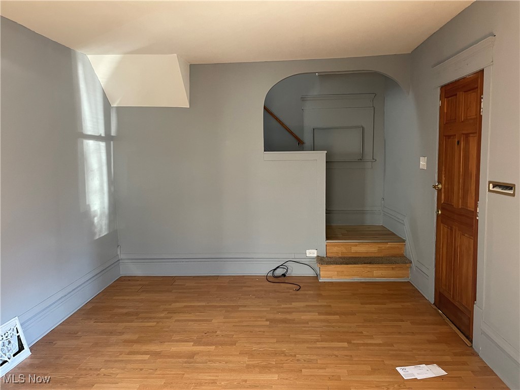 Akron, Ohio 44311, United States, 3 Bedrooms Bedrooms, ,2 BathroomsBathrooms,Residential,Active,92602