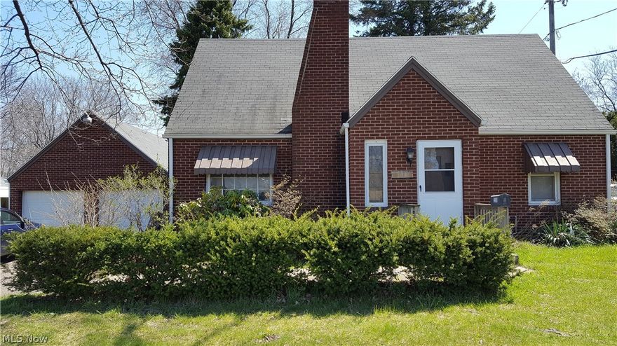 Excellent, solid brick starter home or investment property. Nice lot, 2 car garage, 2 full bathrooms.  Priced to sell.  Selling as is.  Seller will consider all offers.