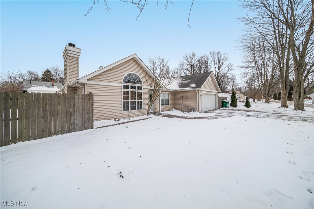 Painesville Township, Ohio 44077, United States, 3 Bedrooms Bedrooms, ,2 BathroomsBathrooms,Residential,Pending,17585