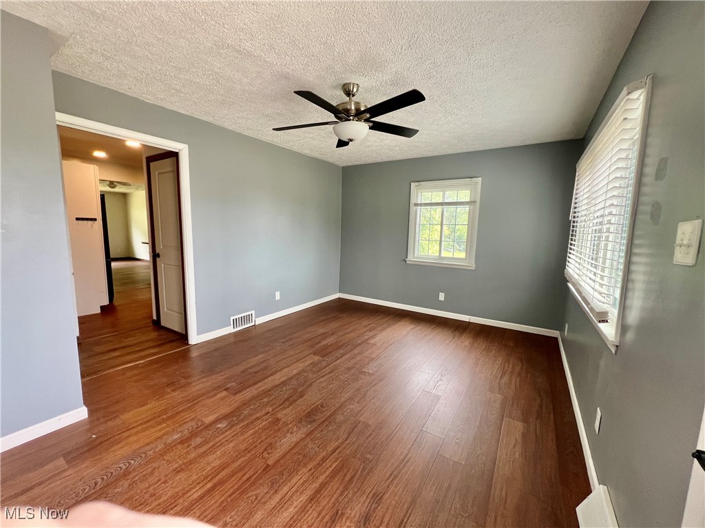 725 Logan Avenue, Mingo Junction, Ohio image 11