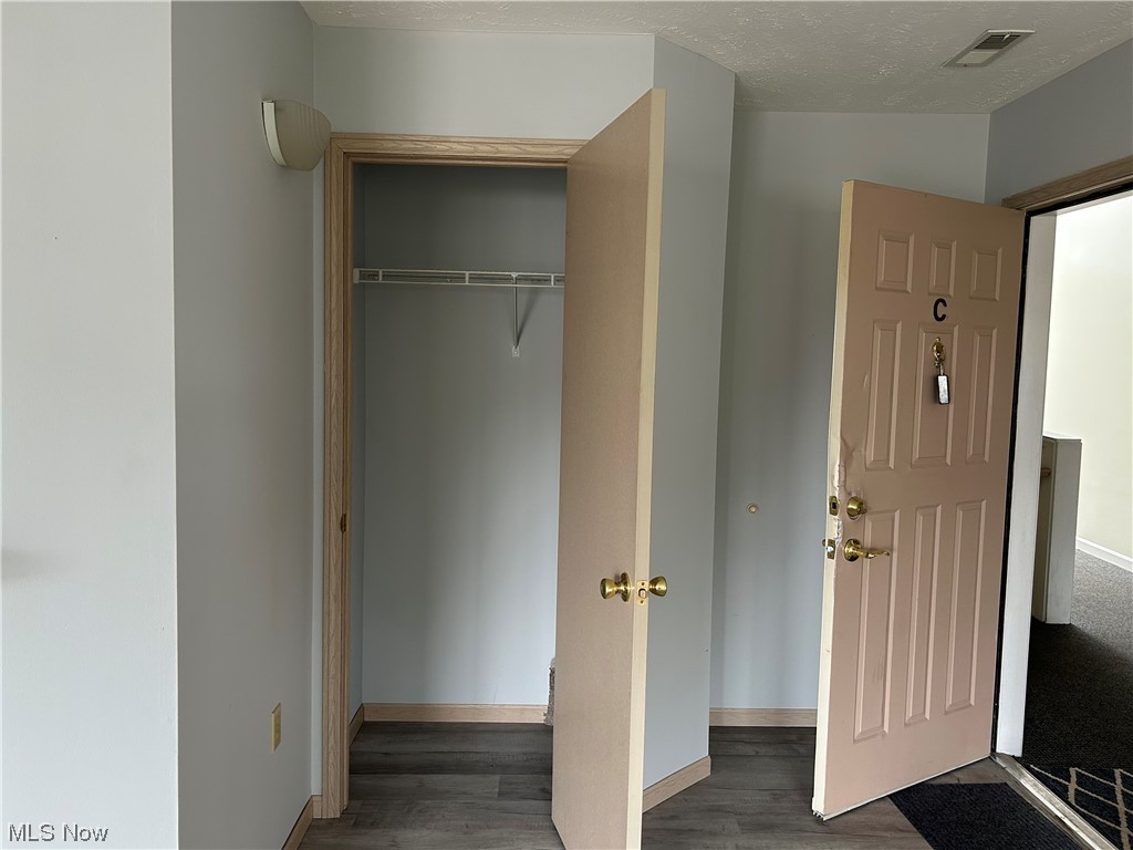 Brookledge Commons - Residential