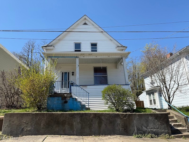 215 N 8th Street, Martins Ferry, Ohio image 1