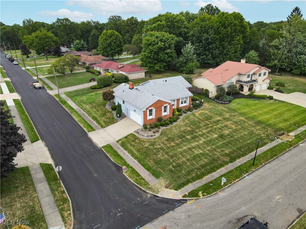 Merlos Golden Park - Residential