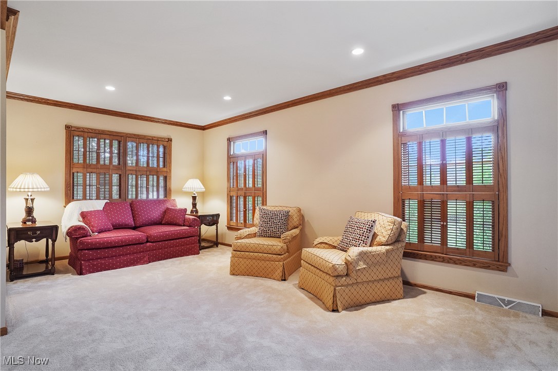 Merlos Golden Park - Residential