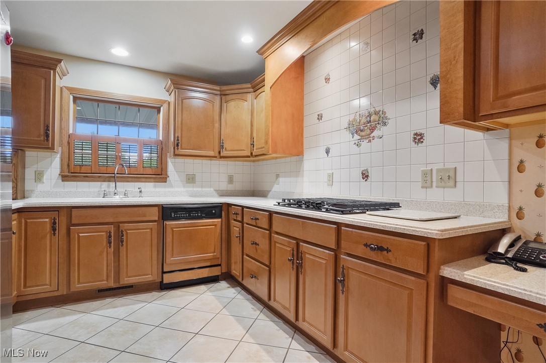 Merlos Golden Park - Residential