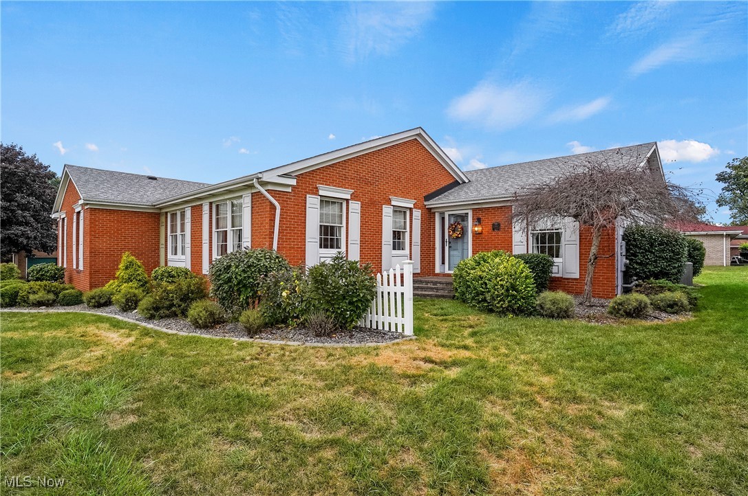 Merlos Golden Park - Residential