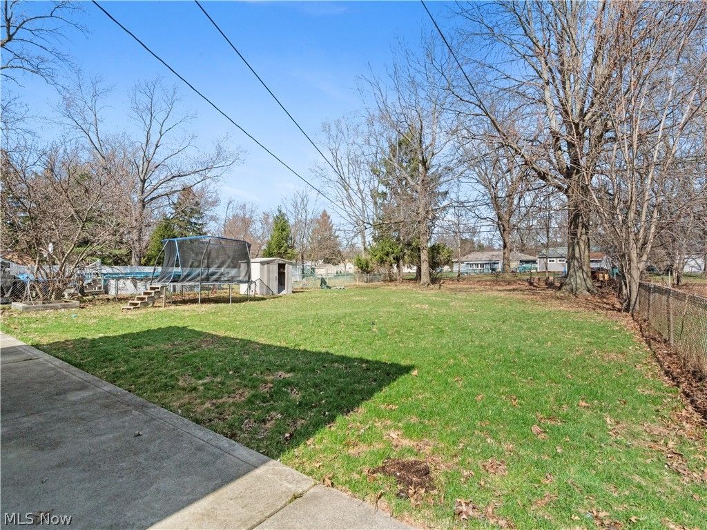 Photo of 9248 Lynnhaven Road, Parma Heights, OH 44130 (MLS # 5193582)