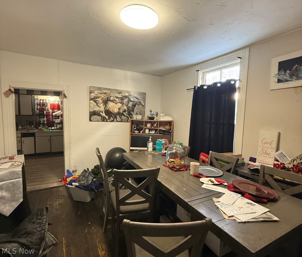 Neufer Brothers 01 - Residential Income