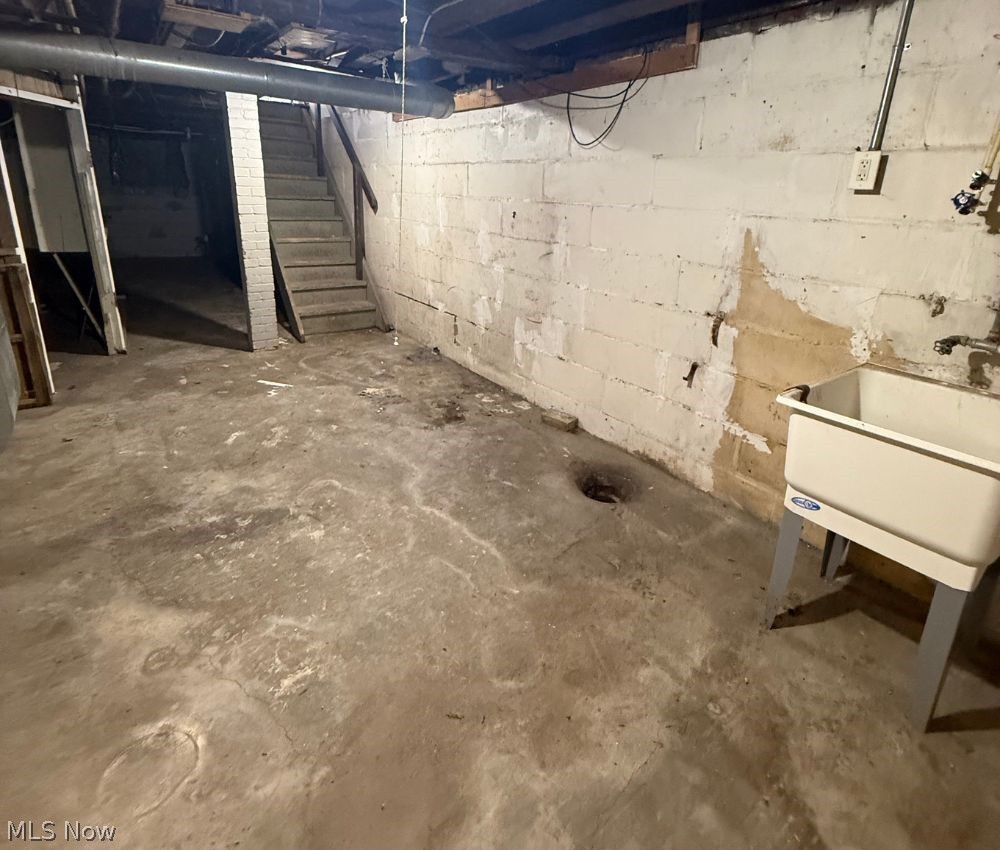 Neufer Brothers 01 - Residential Income