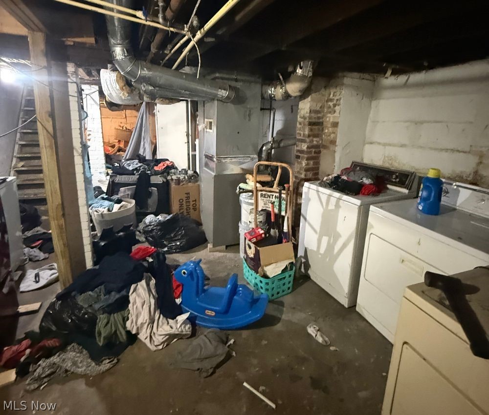 Neufer Brothers 01 - Residential Income