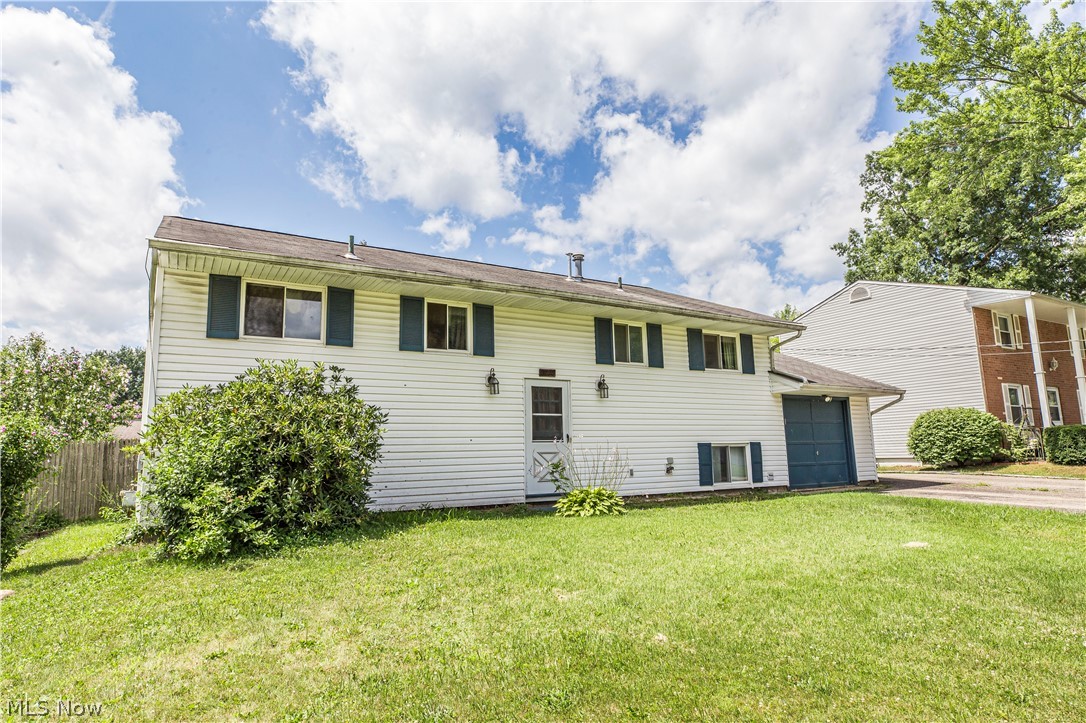 3773 Neville Drive, Kent, Ohio image 3