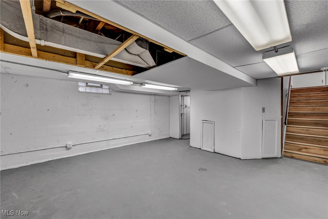 Derwald-Stewart Cos Center Ki - Residential