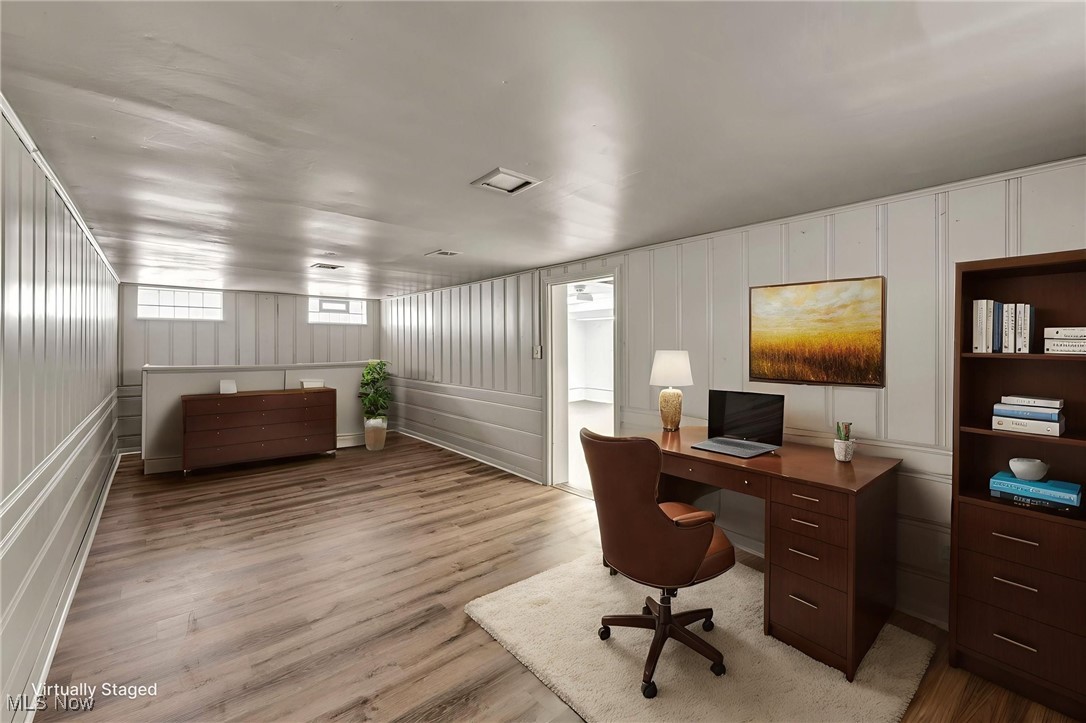 Derwald-Stewart Cos Center Ki - Residential