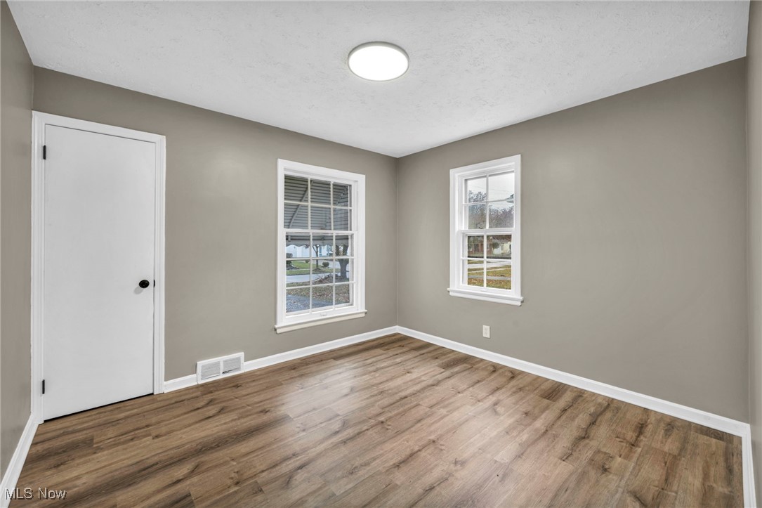 Derwald-Stewart Cos Center Ki - Residential