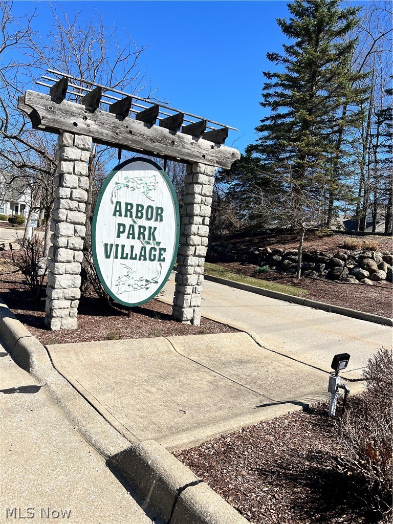 Arbor Ridge - Residential
