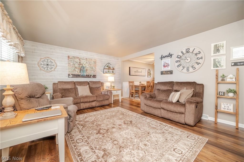 Photo of 1503 Gypsy Lane, Niles, OH 44446 (MLS # 5188440)