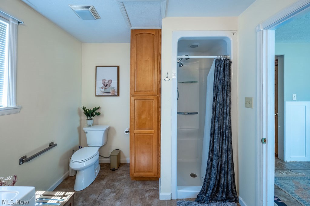 Roes Adn - Residential