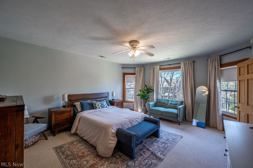 Roes Adn - Residential