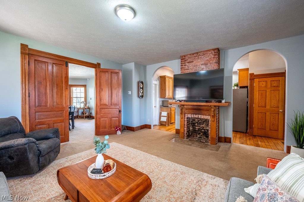 Roes Adn - Residential