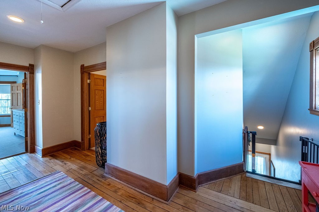 Roes Adn - Residential