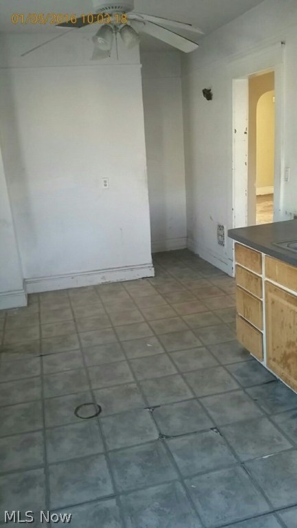 Hills & Frisbies - Residential