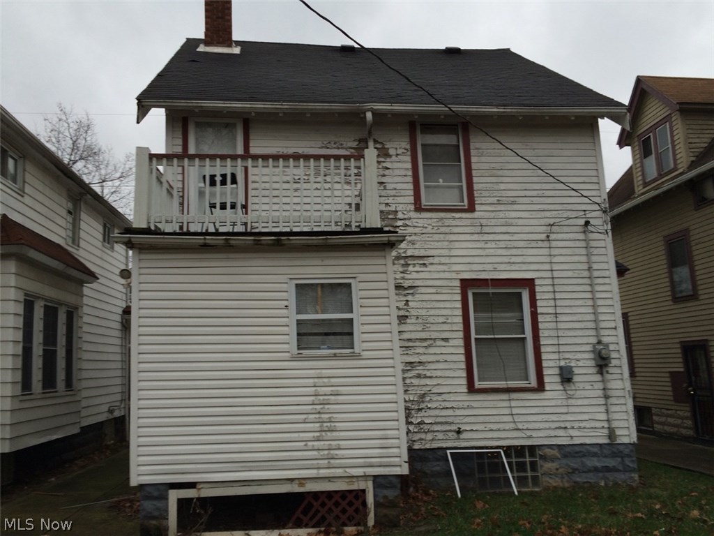 Hills & Frisbies - Residential