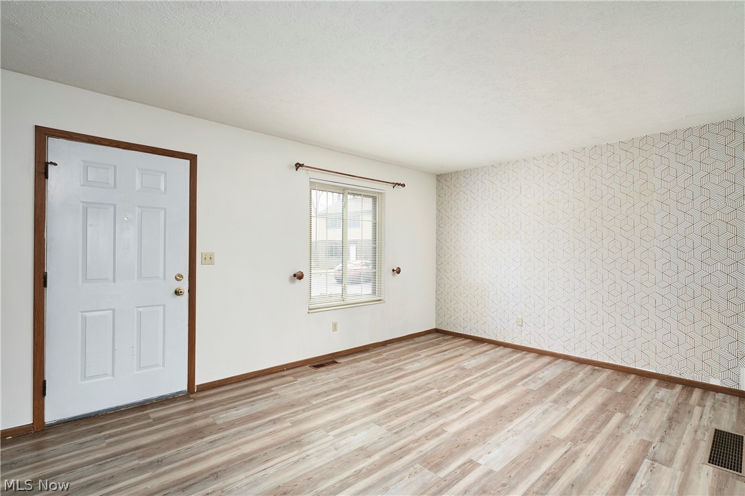 Greentree Condo - Residential