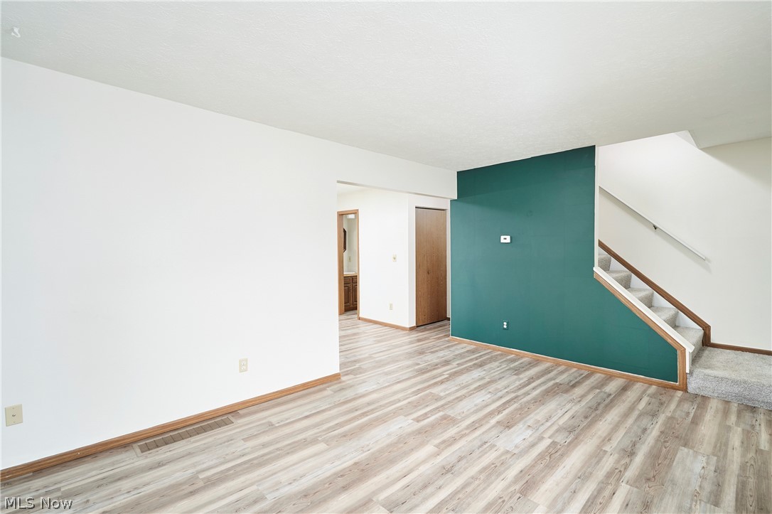 Greentree Condo - Residential