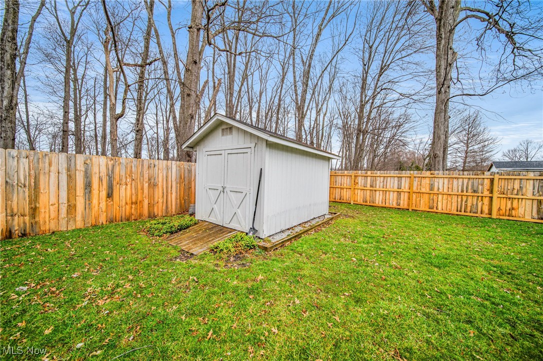 6466 Clearair Drive, Mentor, Ohio image 9
