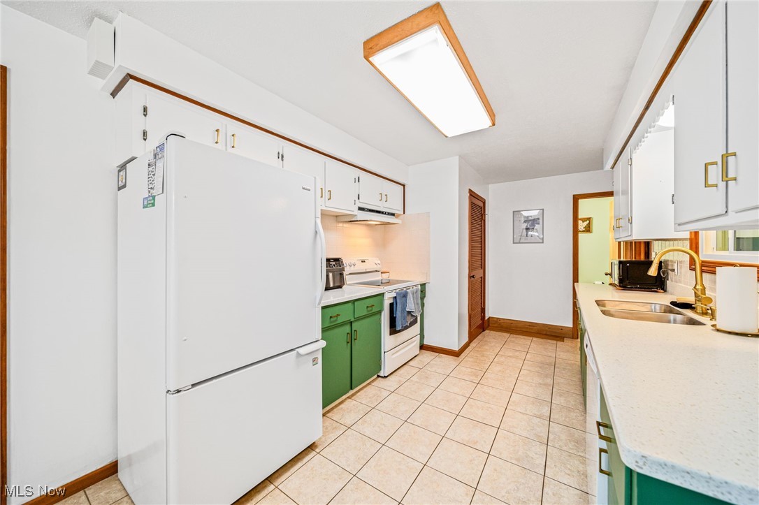 6466 Clearair Drive, Mentor, Ohio image 14