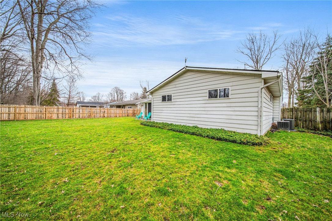 6466 Clearair Drive, Mentor, Ohio image 6