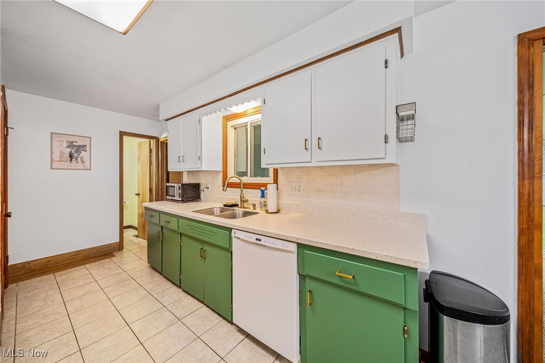 6466 Clearair Drive, Mentor, Ohio image 16