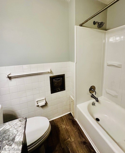 Chagrin Falls, Ohio 44022, United States, 2 Bedrooms Bedrooms, ,1 BathroomBathrooms,Residential,Active,197555