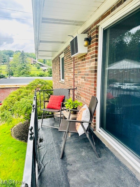 Chagrin Falls, Ohio 44022, United States, 2 Bedrooms Bedrooms, ,1 BathroomBathrooms,Residential,Active,197555