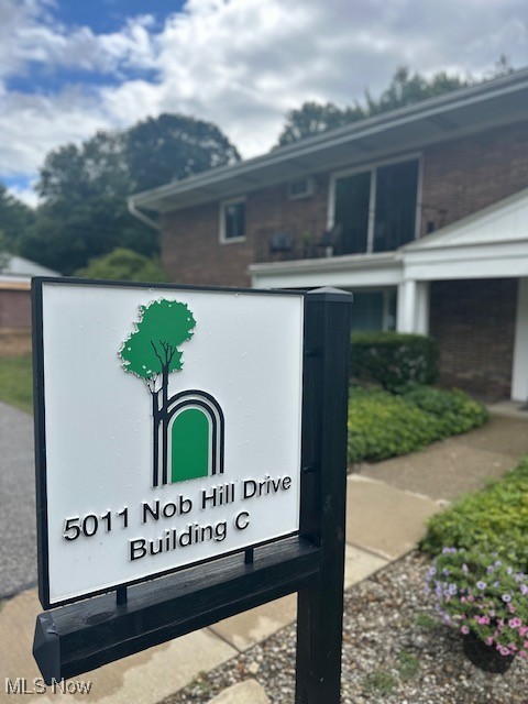 Chagrin Falls, Ohio 44022, United States, 2 Bedrooms Bedrooms, ,1 BathroomBathrooms,Residential,Active,197555