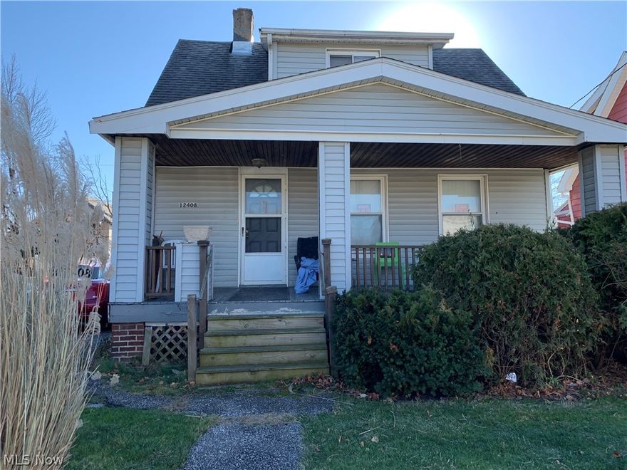 *Investor Special* This (Currently Occupied) 2 bedroom, 2 (plus 1 additional in basement) bathroom Cape Cod in Cleveland may serve as the canvas for your next investment project. Cosmetic upgrades can transform this property into a beautiful cash flowing rental to add to your portfolio. Don't hesitate...Don't wait. Call now to schedule your showing!