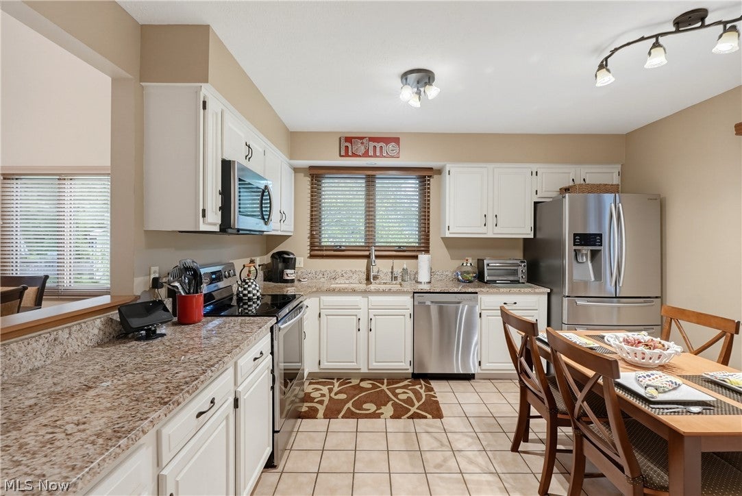7582 Heather Circle