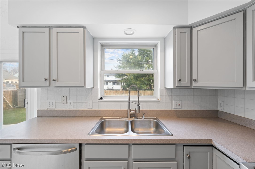 Gilchrists Brookwood Beach Estates - Residential