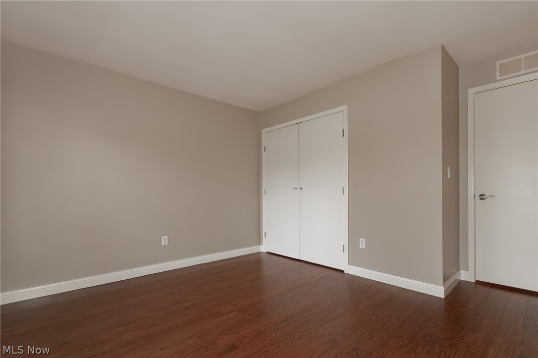 Fox Hollow/Woodhawk Condo - Residential