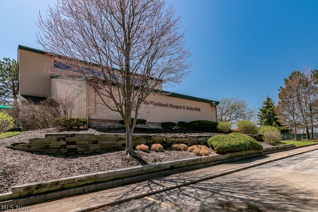 Fox Hollow/Woodhawk Condo - Residential