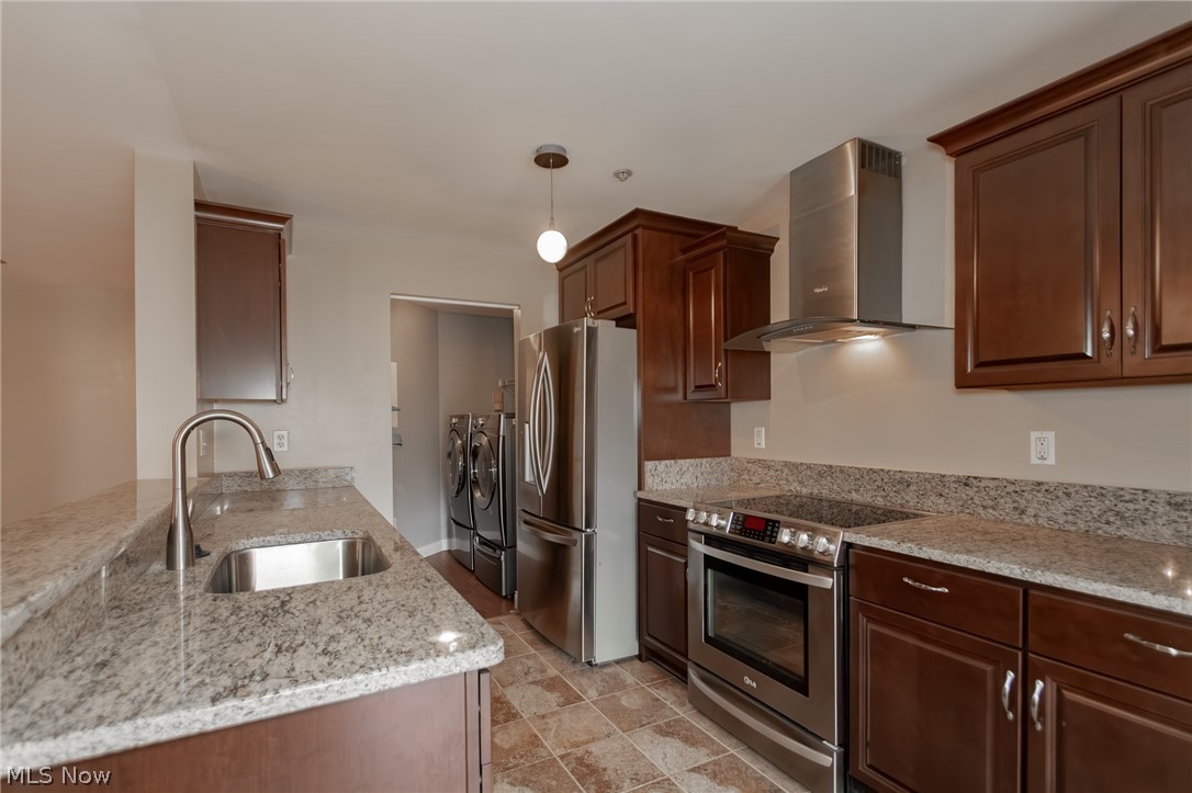 Fox Hollow/Woodhawk Condo - Residential