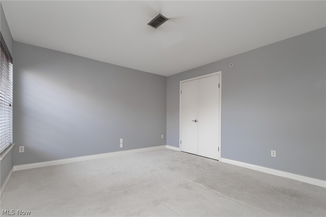 Fox Hollow/Woodhawk Condo - Residential