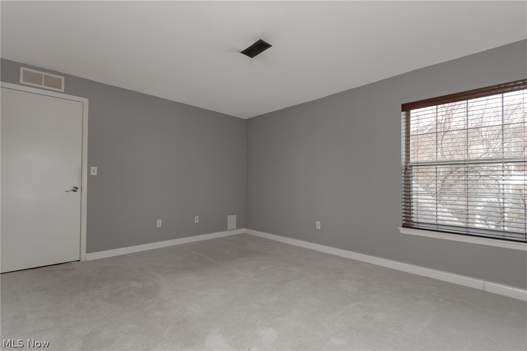 Fox Hollow/Woodhawk Condo - Residential