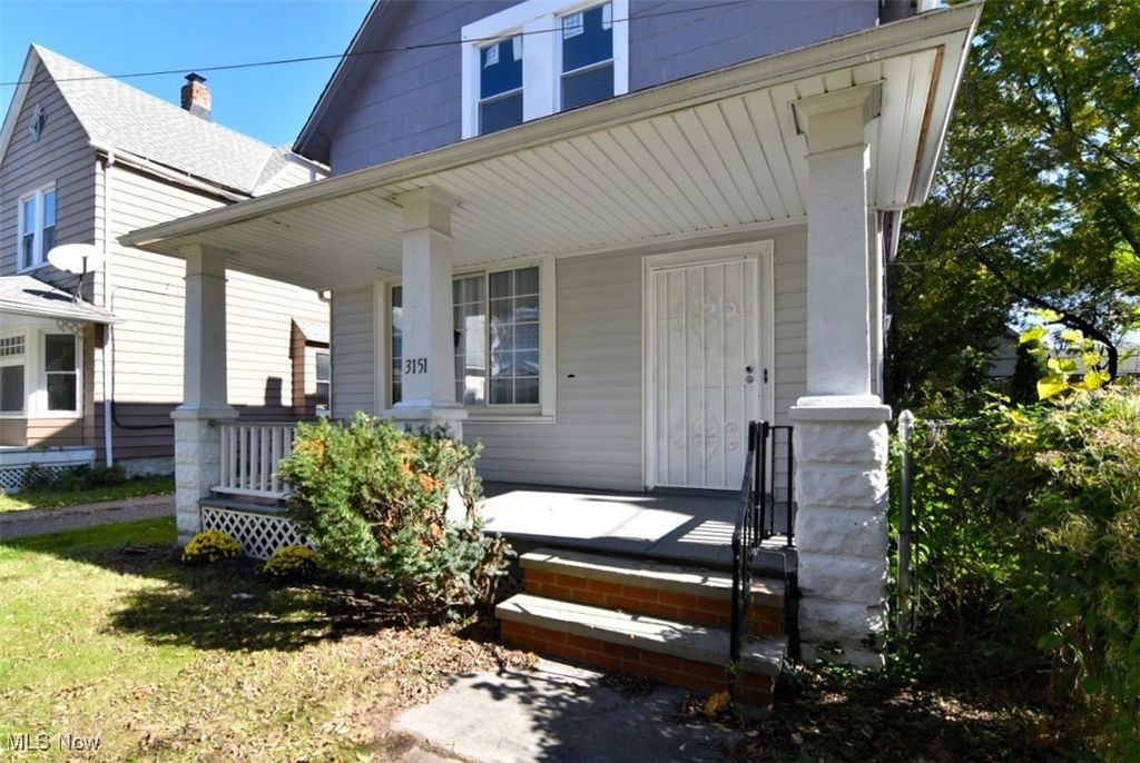 Photo of 3151 W 92nd Street, Cleveland, OH 44102 (MLS # 5168148)