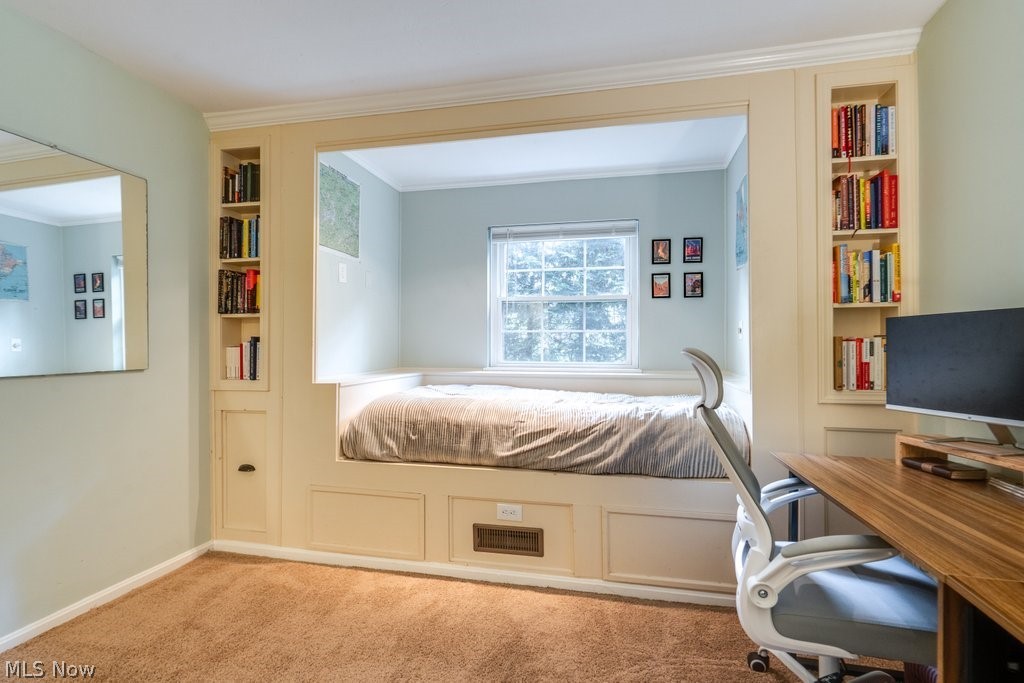 English Oaks Condo - Residential