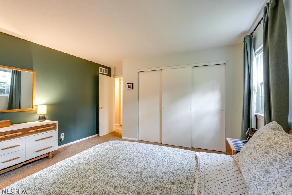 English Oaks Condo - Residential