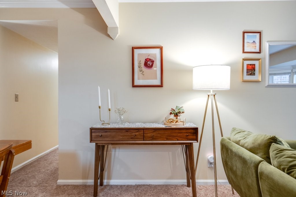 English Oaks Condo - Residential