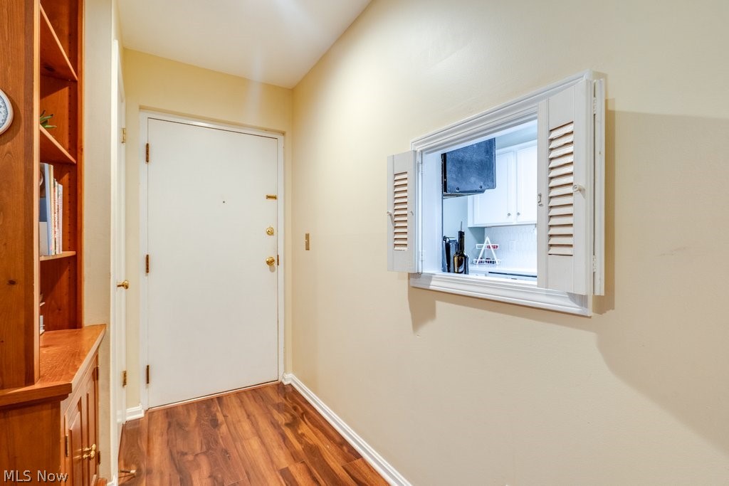 English Oaks Condo - Residential