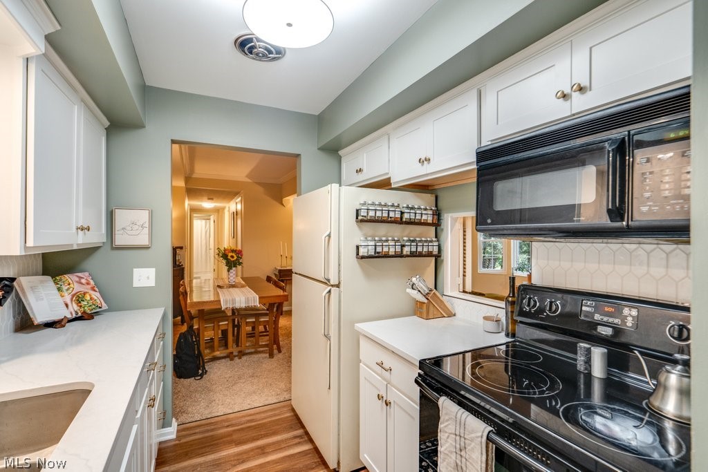 English Oaks Condo - Residential